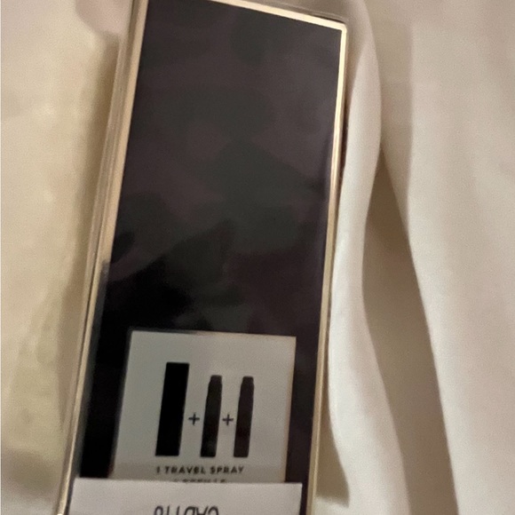 House of Sillage The Trend No. 2 Perfume nwt travel spray - Picture 3 of 12